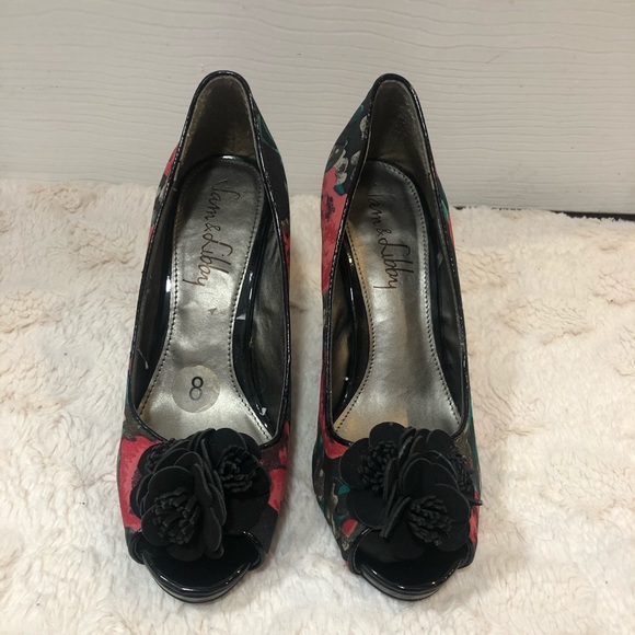 SAM & LIBBY High Heel Shoes, Size 8 - Picture 5 of 8